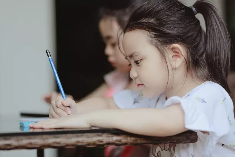 Marketing cho trường mầm non là gì? Những thách thức khi làm marketing cho trường mầm non?